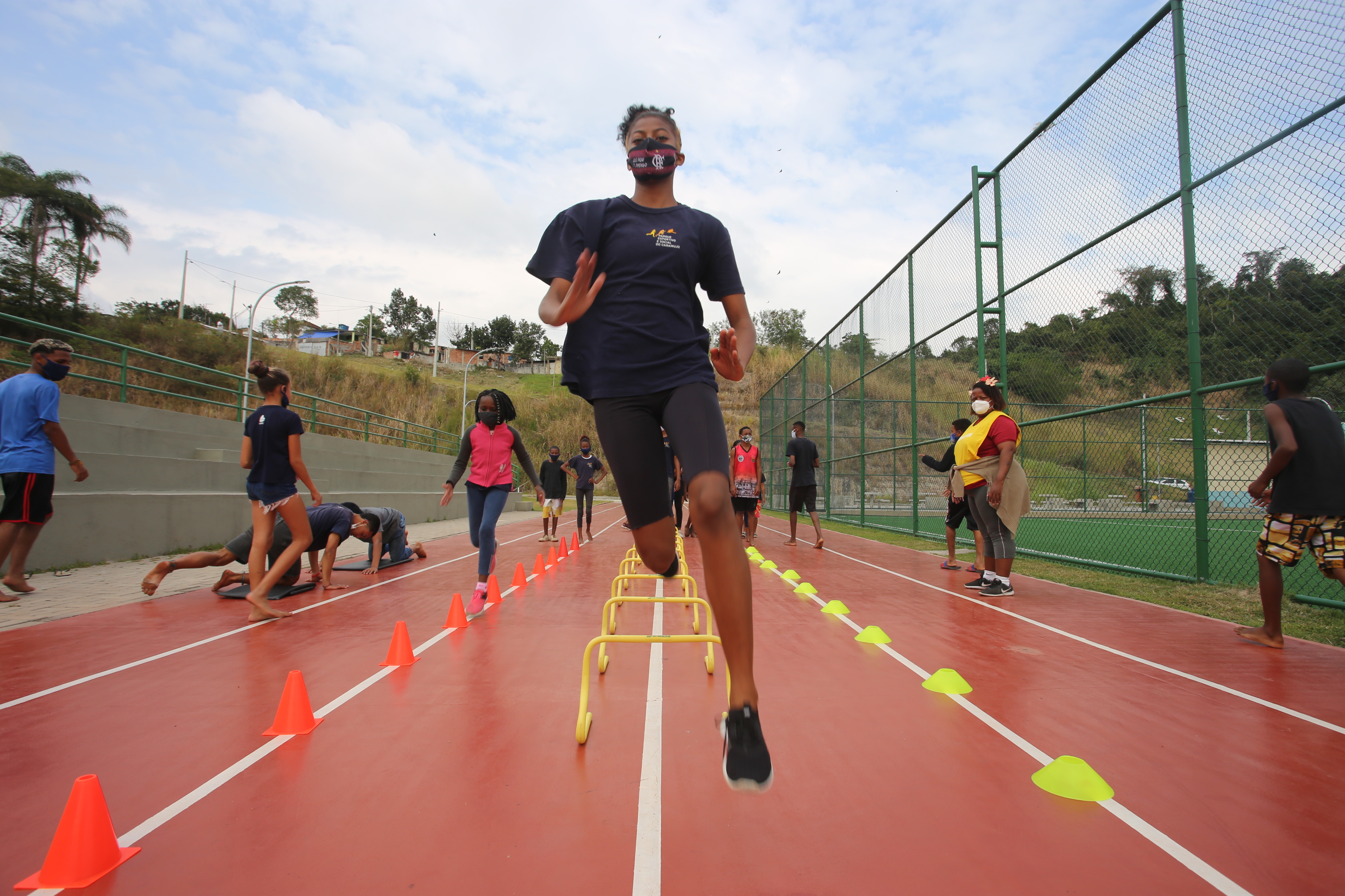 Parque Esportivo e Social do Caramujo completa um ano formando as novas gerações de atletas