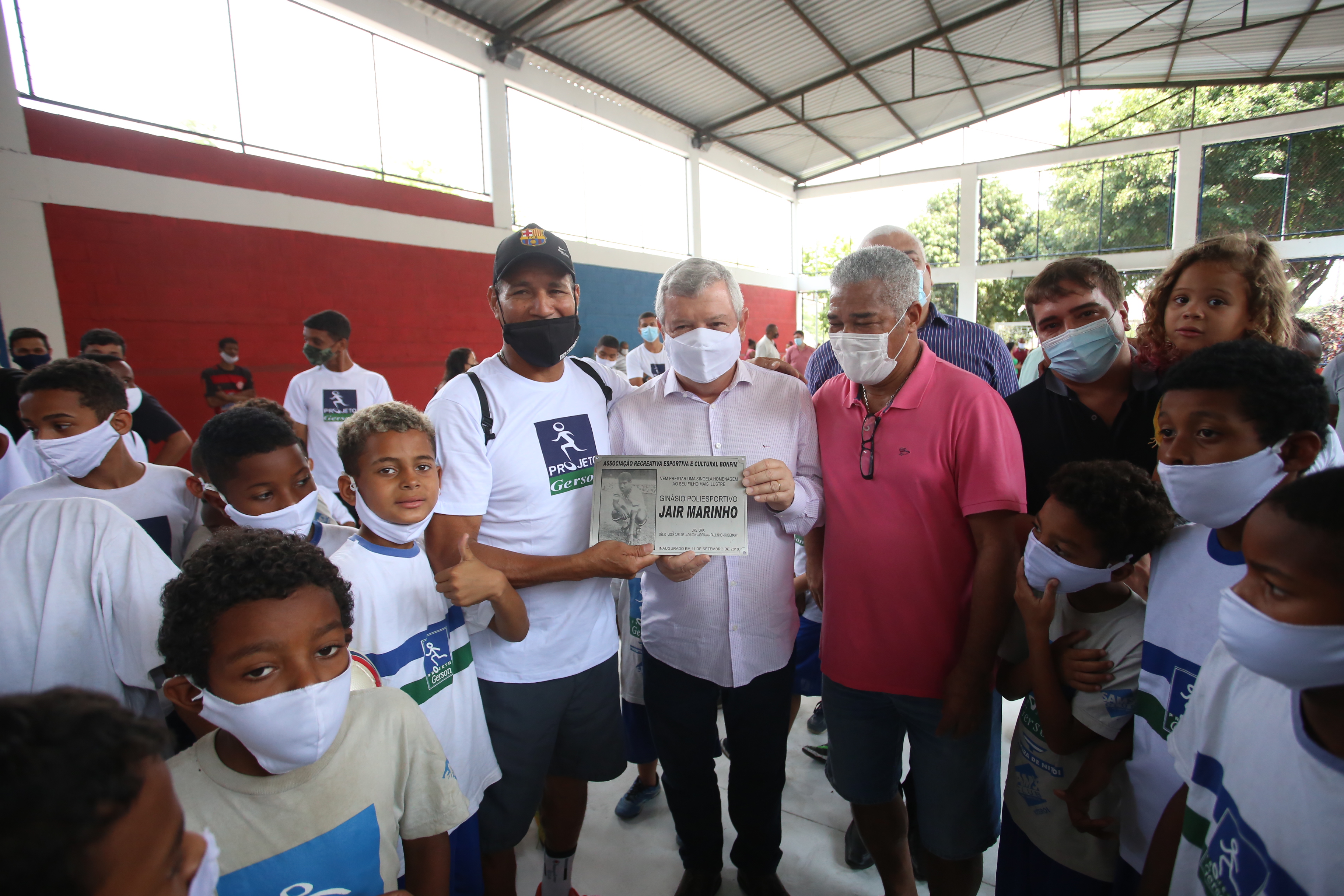 Revitalização de área de lazer no Bonfim homenageia Jair Marinho