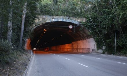 Túnel Raul Veiga, que liga São Francisco a Icaraí, em Niterói, entrou em processo de reforma