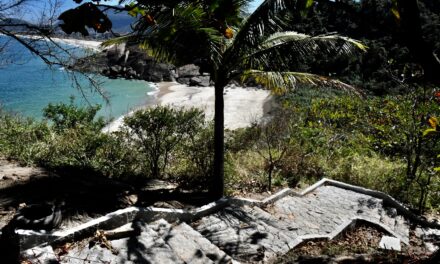 Praia do Sossego  contemplada com a Bandeira Azul