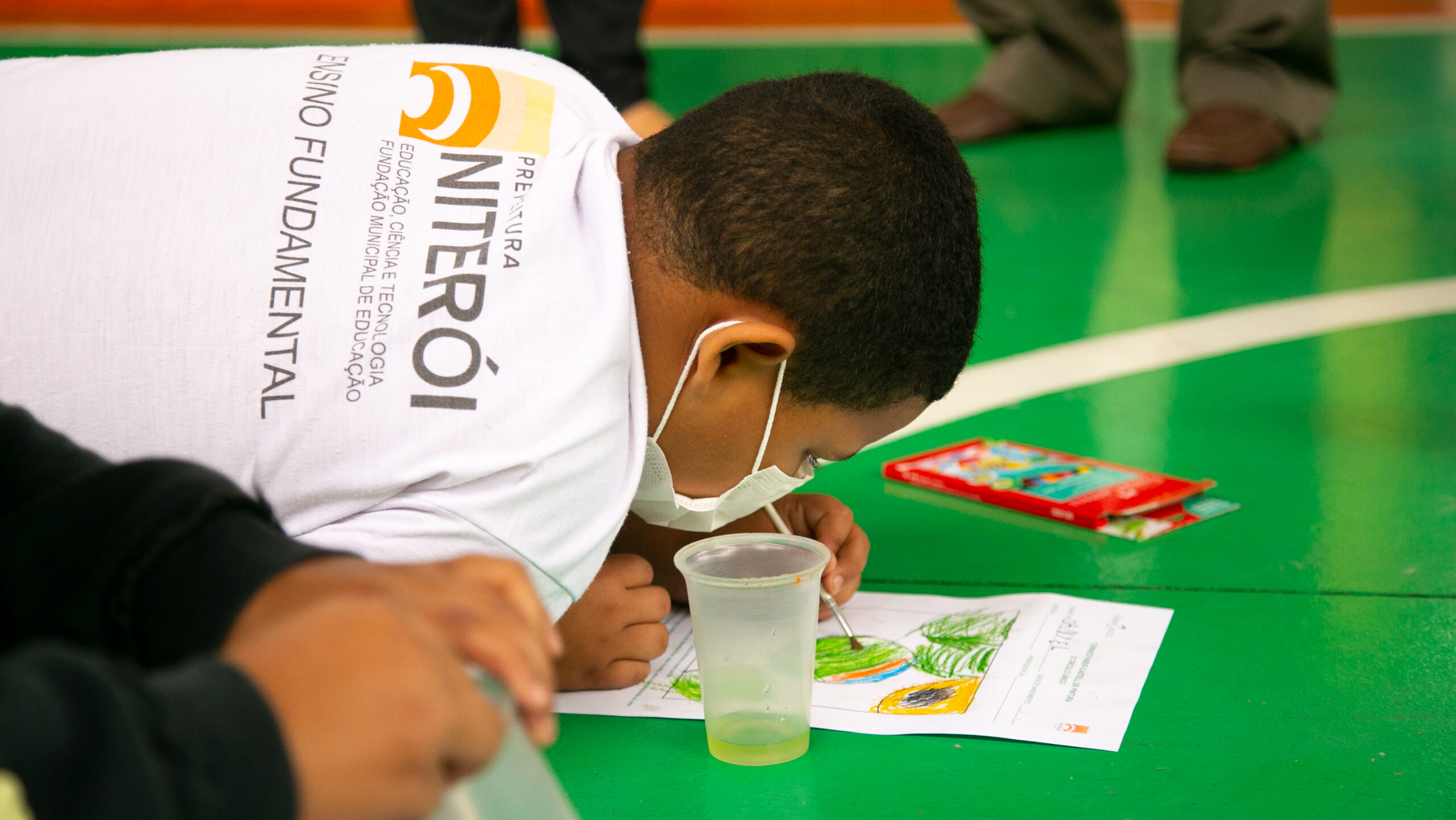 Alunos da Rede Municipal de Educação participam do Concurso Pintor Mirim de Niterói