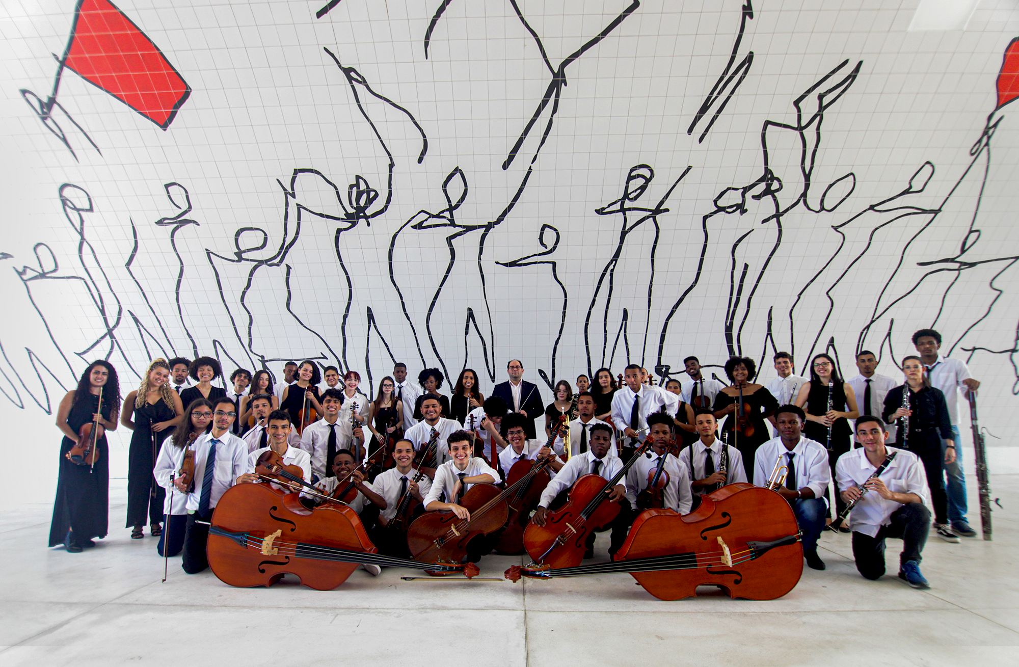 Orquestra Jovem de Niterói faz concerto no Teatro Popular Oscar Niemeyer