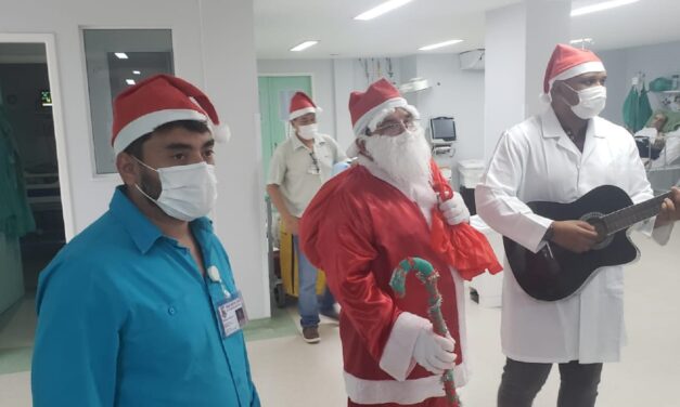 Hospital Carlos Tortelly faz festa de Natal para pacientes internados