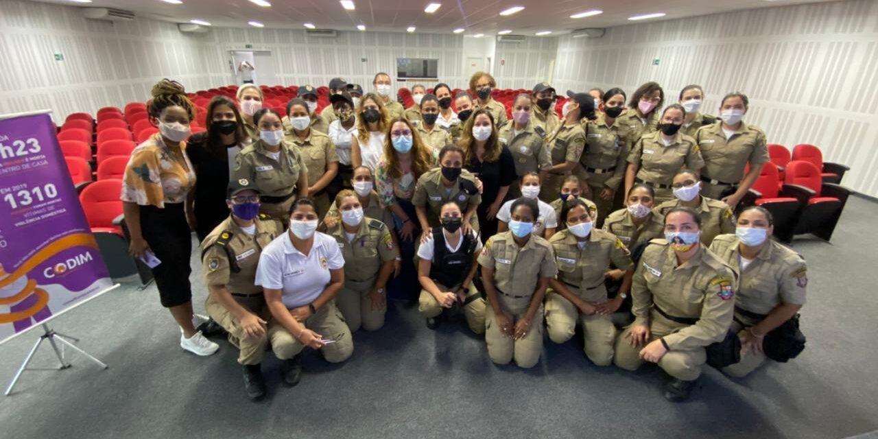 Niterói capacita agentes para atender mulheres vítimas de violência