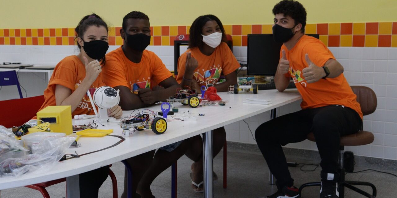 Alunos do Espaço Nova Geração conquistam vaga na etapa nacional do Torneio Brasil de Robótic