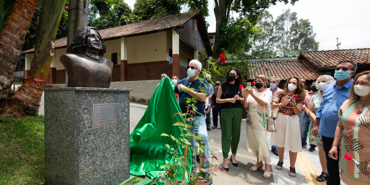 Homenagens marcam os 73 anos da Pestalozzi de Niterói