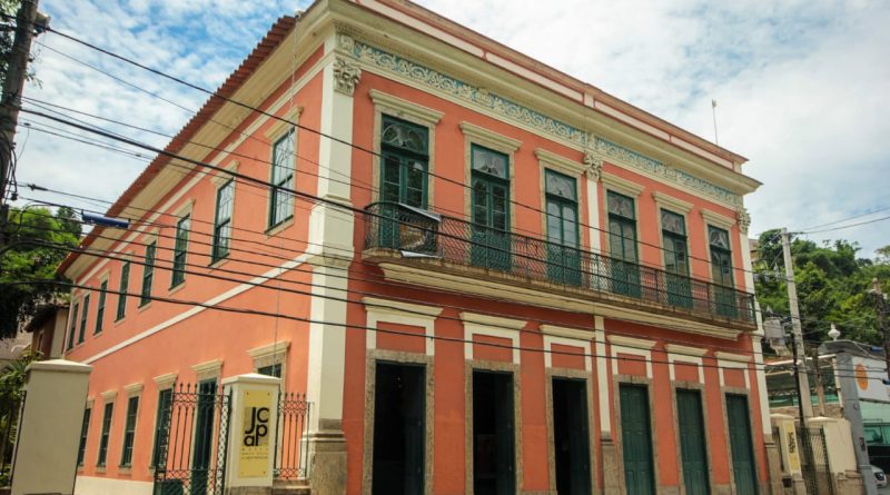 FÉRIAS NO MUSEU JANETE COSTA