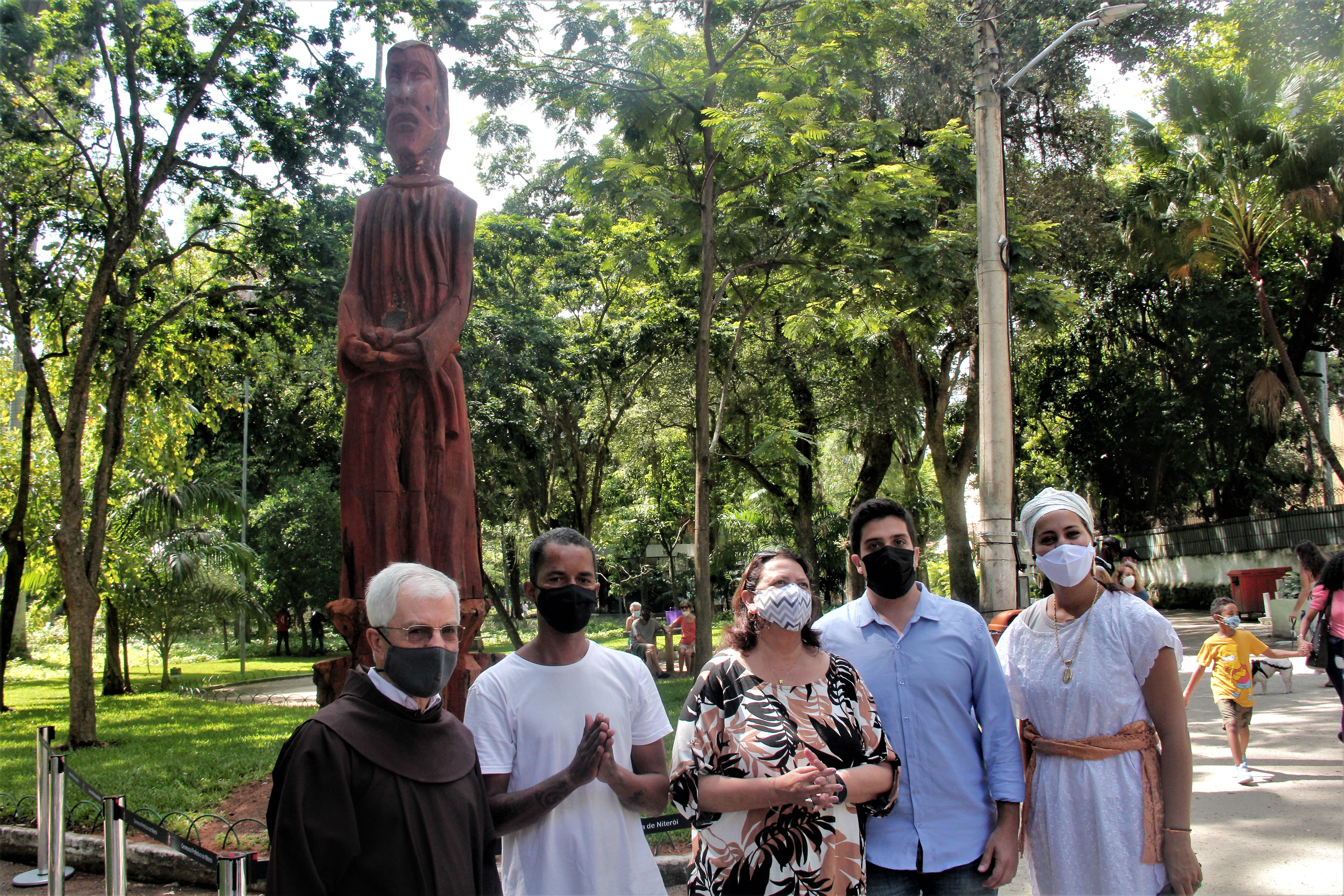 Campo de São Bento ganha escultura de São Francisco de Assis