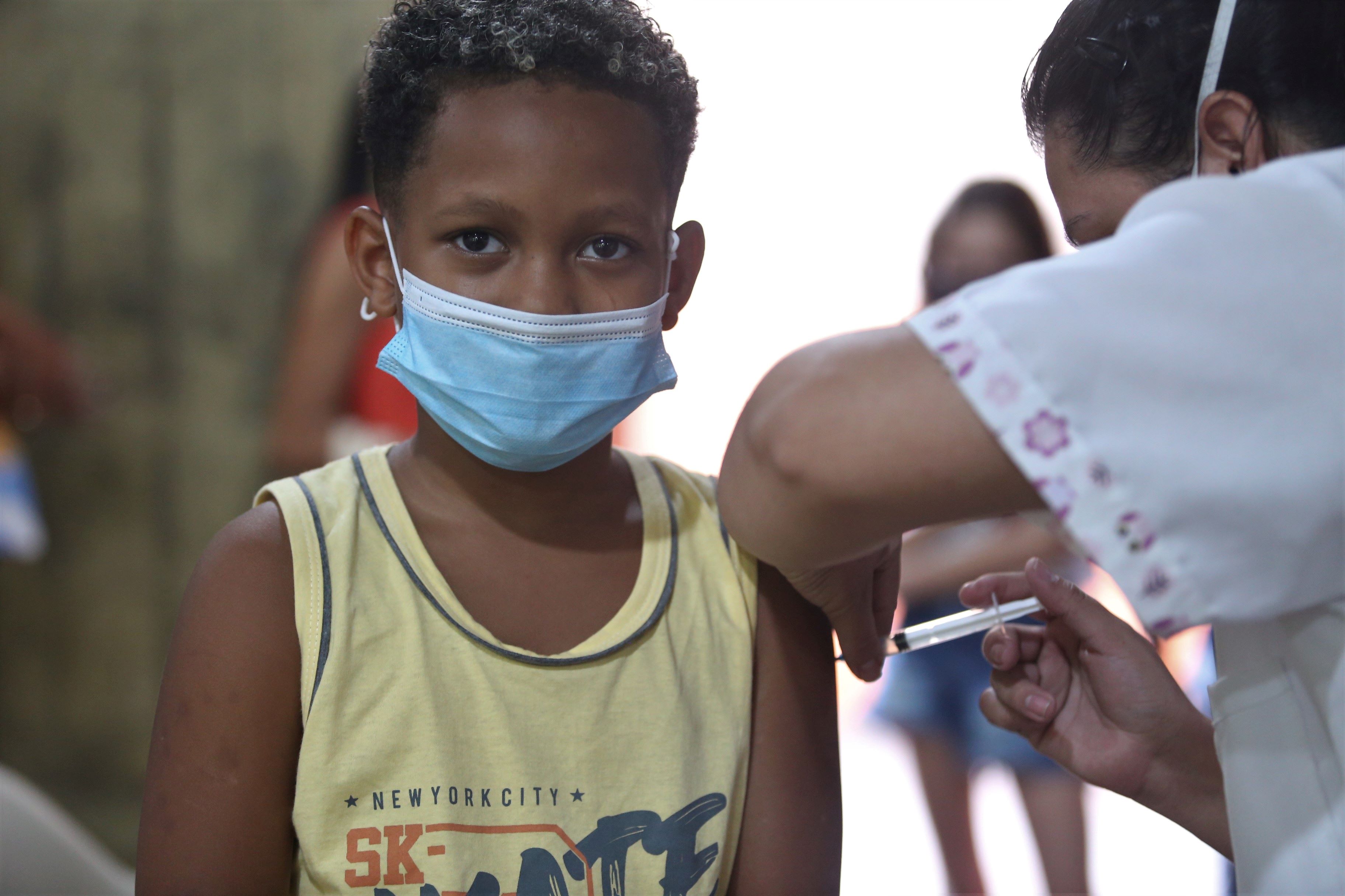 Prefeitura de Niterói retoma vacinação contra a Covid-19 para crianças de 3 e 4 anos