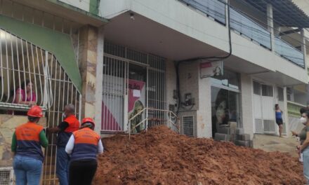 Sobe para 104 número de mortos após temporal em Petrópolis