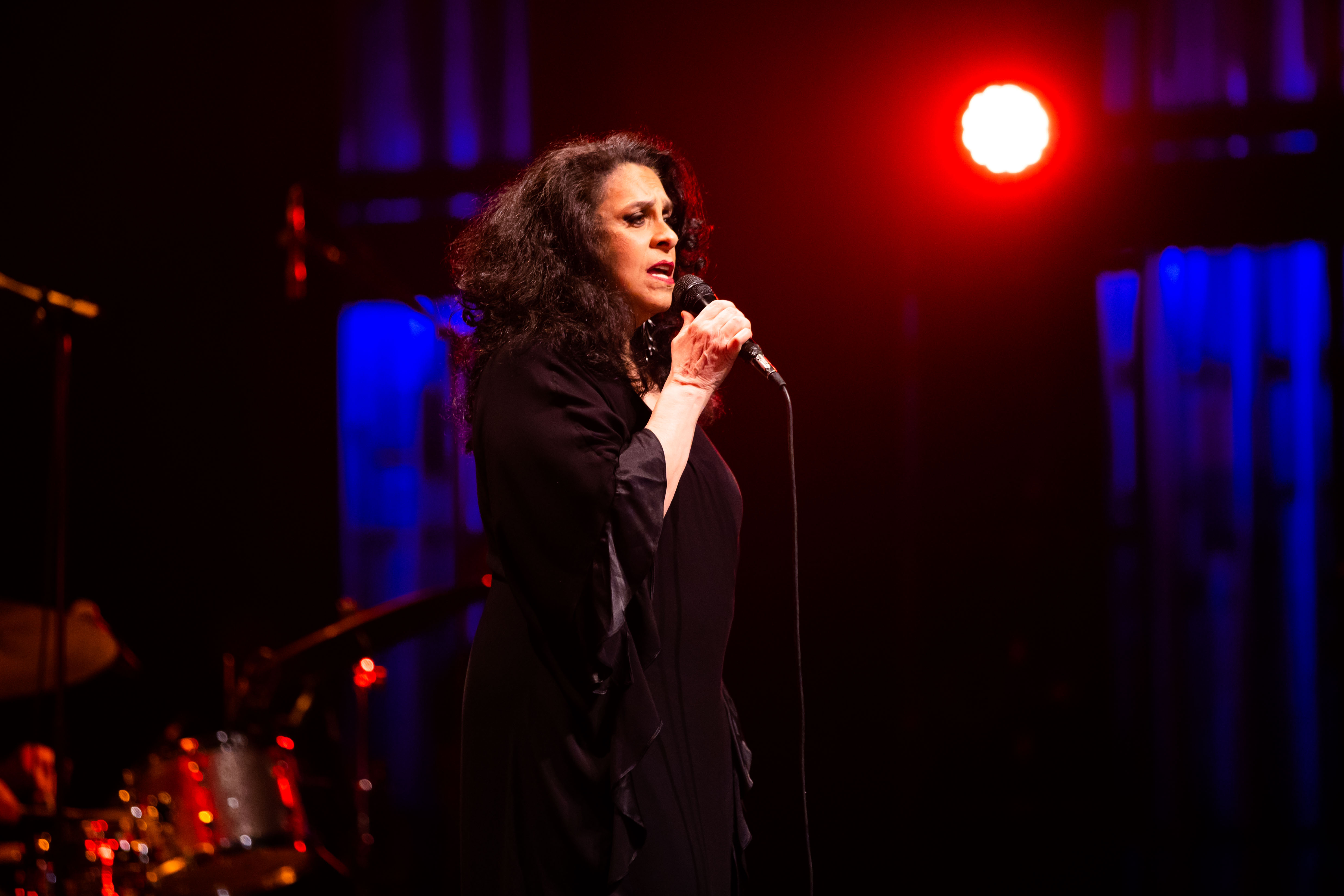 Gal Costa se apresenta domingo em Niterói, na Praia de São Francisco