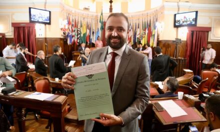 Viradouro passa a ser patrimônio cultural e imaterial de Niterói