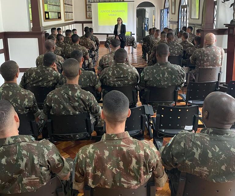 Nittrans orienta militares sobre prevenção de acidentes com motociclistas