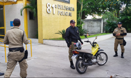 Guardas Municipais apreendem moto com placa clonada na Região Oceânica