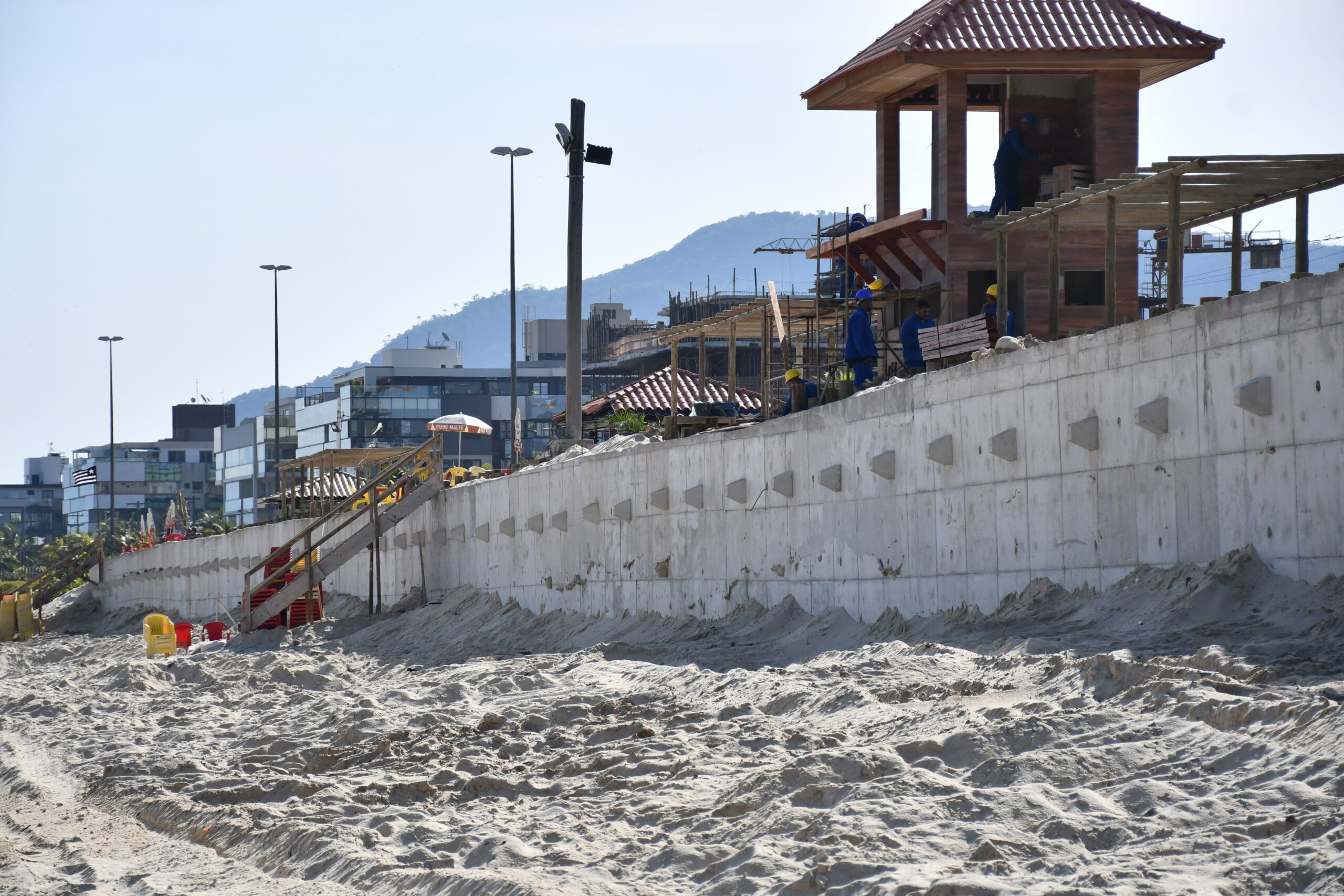 Obras de recuperação do calçadão de Piratininga entram na reta final