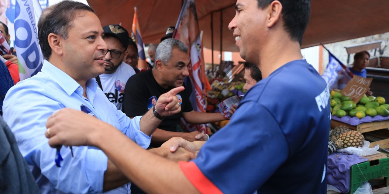 Rodrigo Neves conversa com o povo em feiras de São Gonçalo