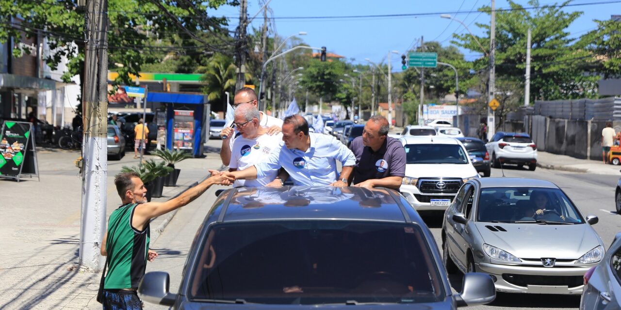 Rodrigo Neves faz grande carreata em Niterói e lembra realizações