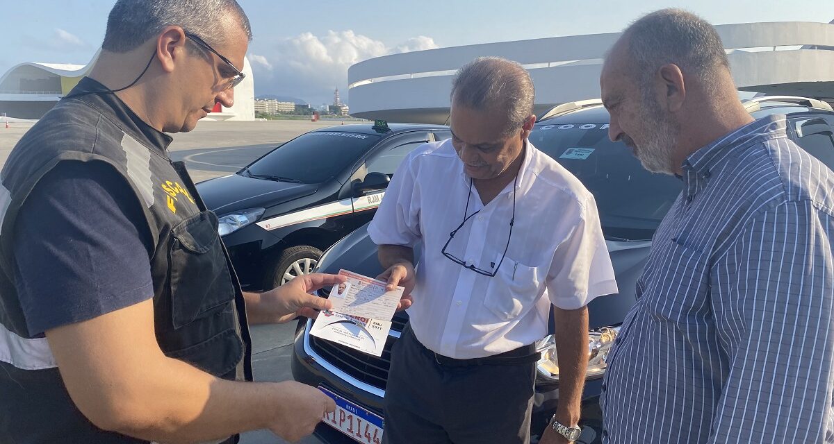 Prefeitura de Niterói prorroga vistoria de transporte escolar, veículos de fretamento e táxis