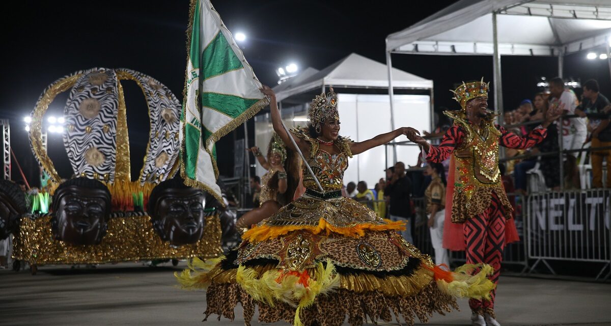 NELTUR FAZ CHAMAMENTO PÚBLICO PARA AS AGREMIAÇÕES