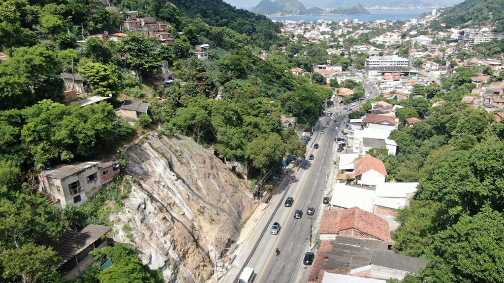 Niterói avança na contenção de encostas em Pendotiba