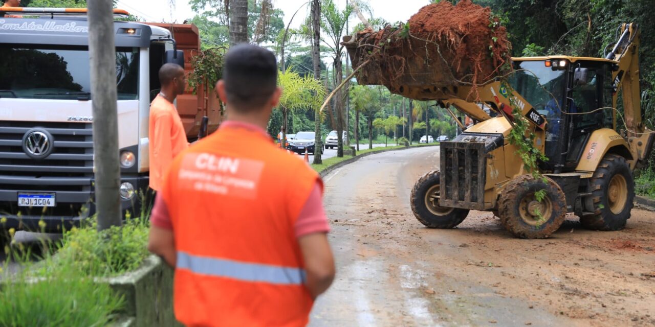 Niterói atua com equipes nas ruas após fortes chuvas