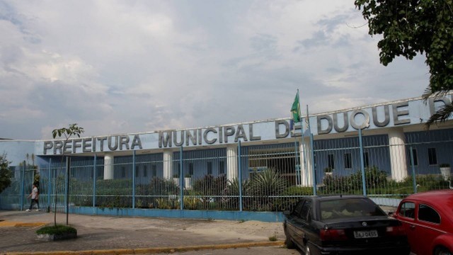 Prefeitura de Duque de Caxias atrasa pagamento de professor