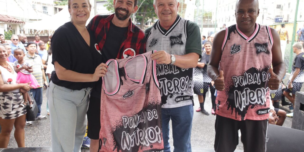 Prefeito de Niterói celebra Dia da Liderança Comunitária em evento na Zona Norte