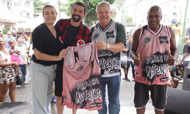 Prefeito de Niterói celebra Dia da Liderança Comunitária em evento na Zona Norte