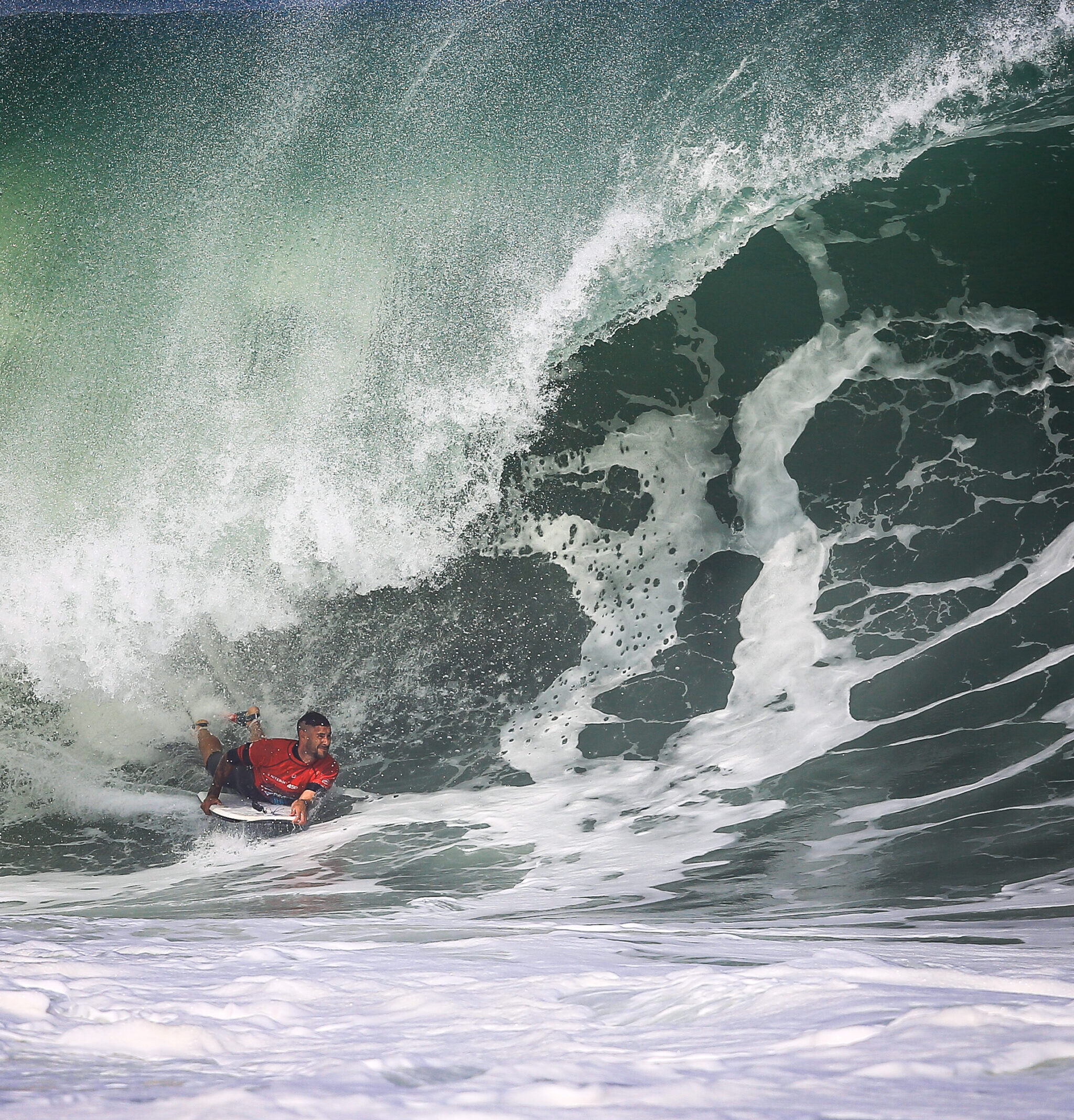 Dois brasileiros avançam às finais do Itacoatiara Pro World Contest 2023