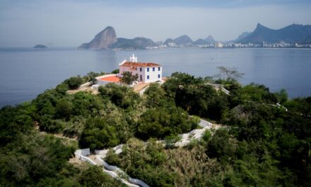 População fica encantada com reabertura da Ilha da Boa Viagem 