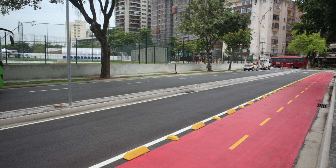 Prefeitura de Niterói duplica via no Centro