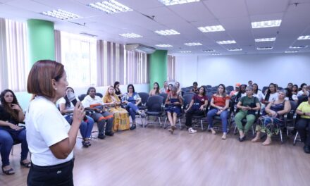 Mês da Mulher é celebrado com roda de conversa entre operadoras e agentes de trânsito