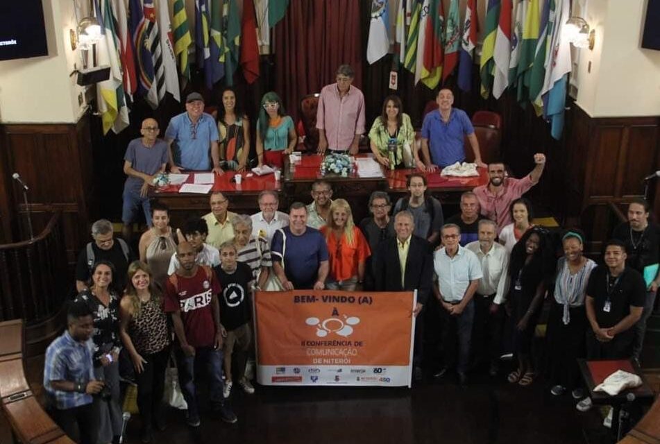 Debate sobre Comunicação Pública e Comunitária reúne organizações, profissionais e estudantes