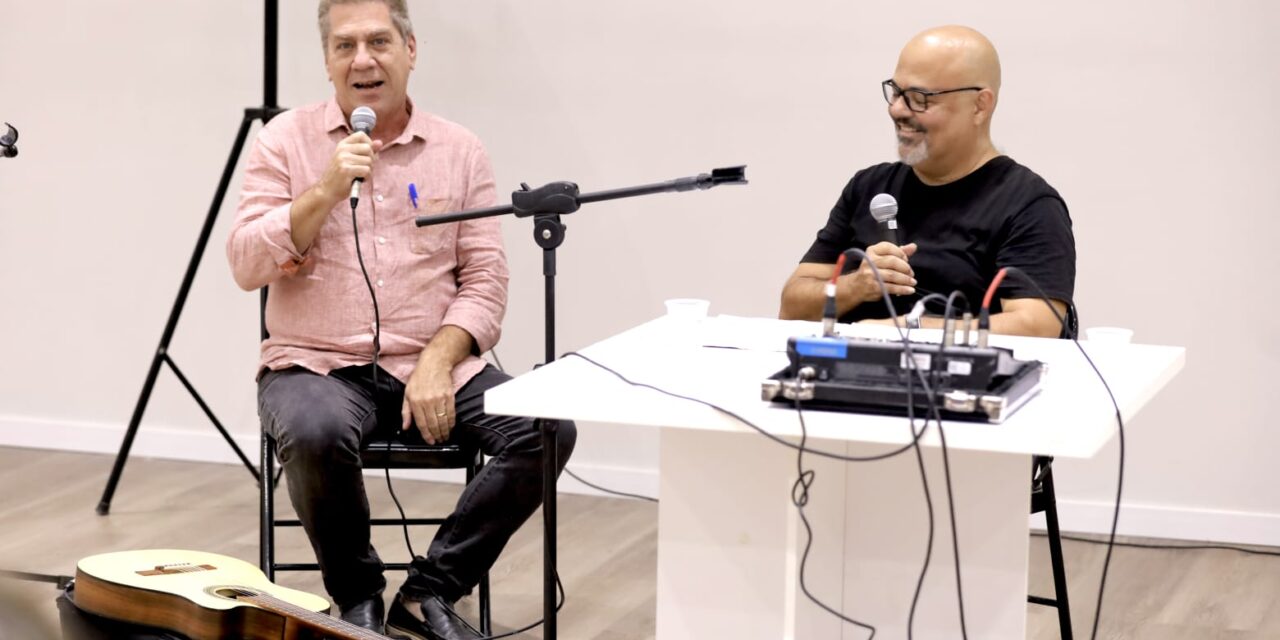 Casa Aprendiz Musical recebeu palestra sobre Paulinho da Viola