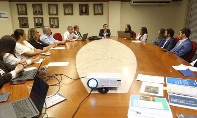 Prefeito eleito Rodrigo Neves reúne-se com secretarias de Fazenda e Planejamento para discutir avanços e desafios na transição de governo