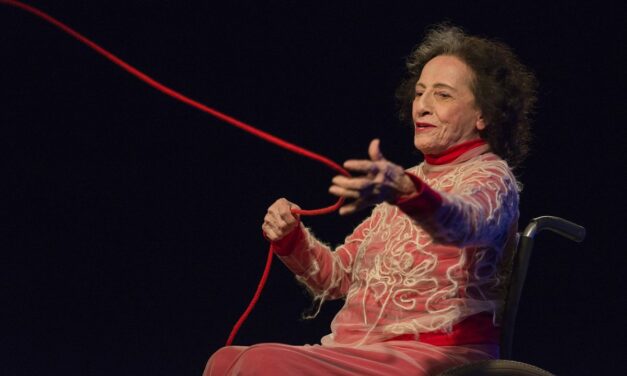 Angel Viana, mestra da dança Contemporânea, morre aos 96 anos