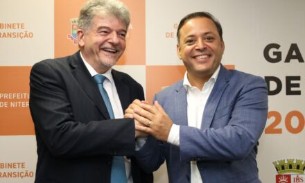 Rodrigo Neves anuncia primeiro nome da equipe econômica do novo governo