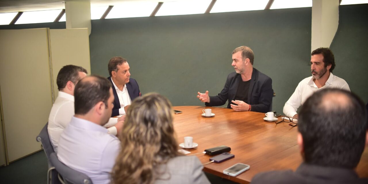 Rodrigo Neves e Marcelo Freixo apresentam potencial turístico e imobiliário de Niterói ao setor privado