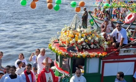 Comemoração pelo padroeiro de Niterói, São João, e a festa de São Pedro incrementam o turismo religioso na cidade