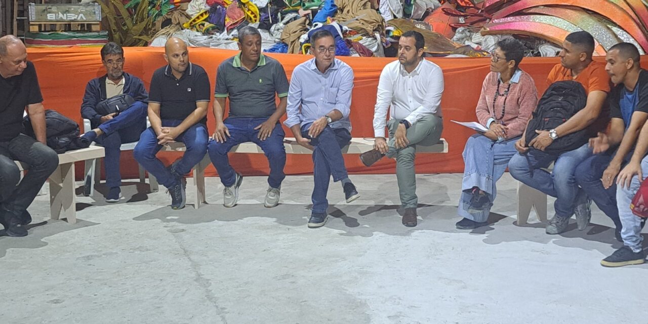 Desfile do carnaval no Caminho Niemeyer terá passarela em linha reta