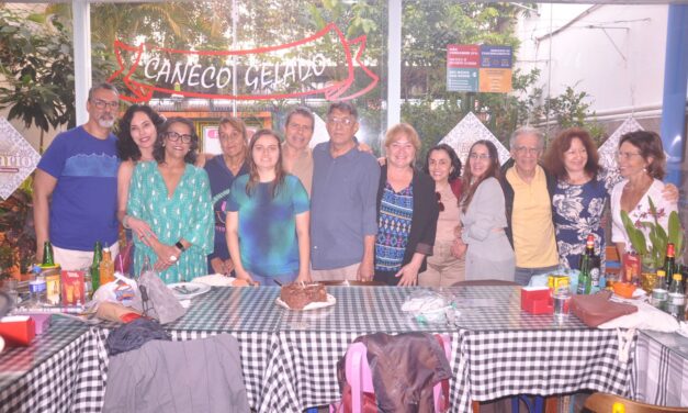 Mário Sousa comemora aniversário no Caneco Gelado do Mário