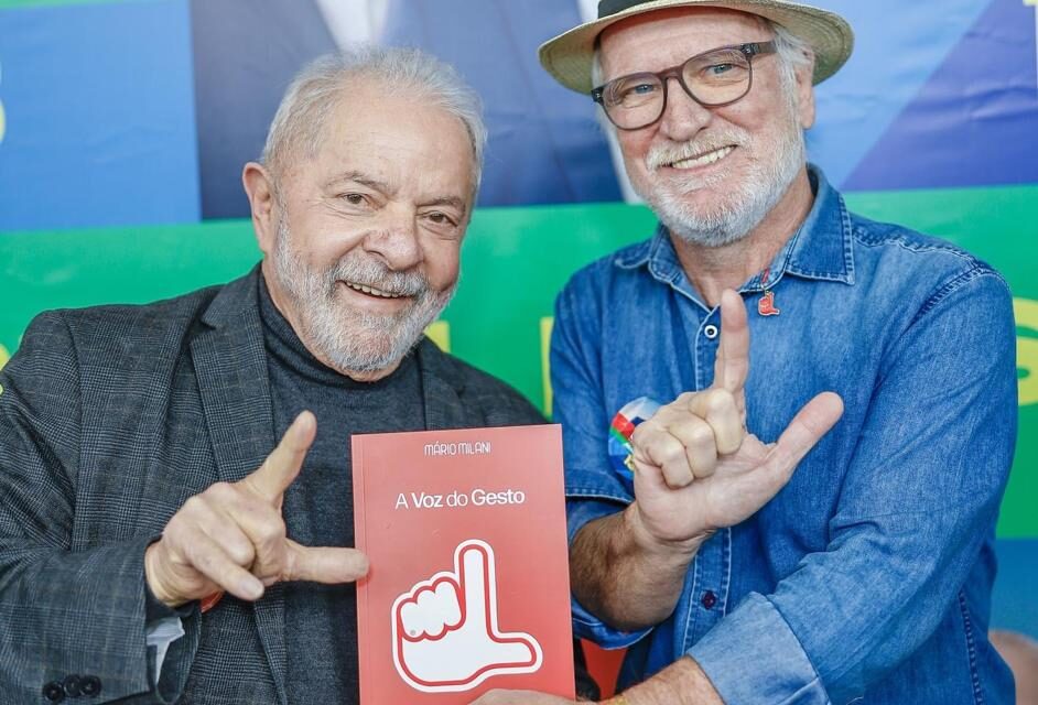 Jornalista lança livro sobre a criação do L de Lula