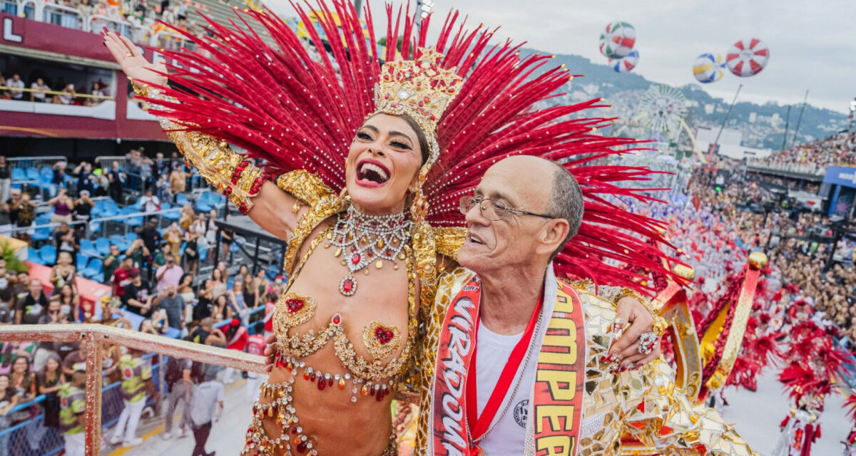 Toda a expectativa para o desfile da campeã, Unidos do Viradouro, em Niterói