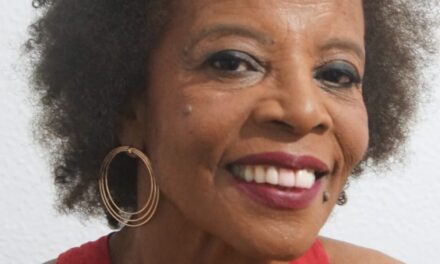 Ana Cruz apresenta o musical “Oráculo de Minhas Insurgências” no Centro Cultural Cauby Peixoto