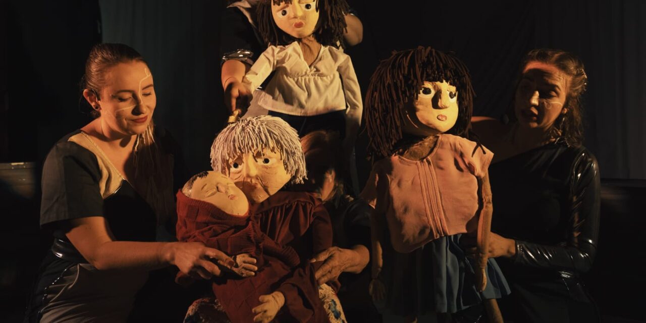 “Assombros”, um musical de bonecos e sombras que encanta adultos e crianças