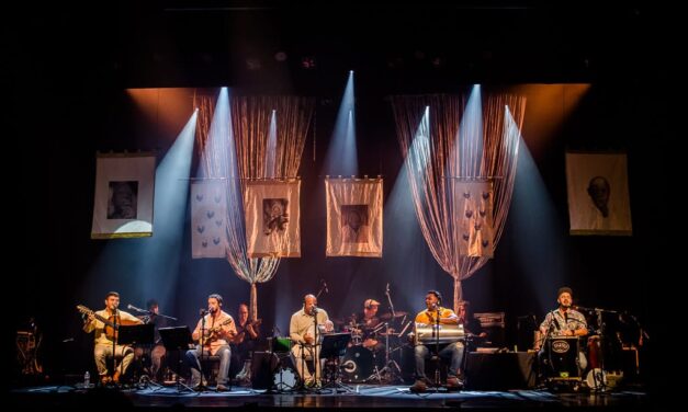 Galocantô homenageia Luiz Carlos da Vila no Municipal