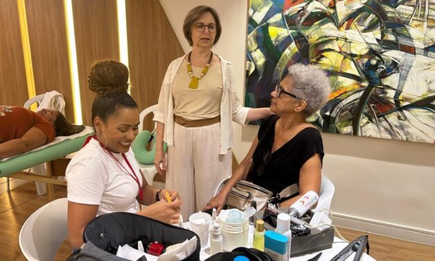 Oncomed e PróOnco Mulher marcam o Dia dos Namorados com serviços estéticos gratuitos para pacientes oncológicas