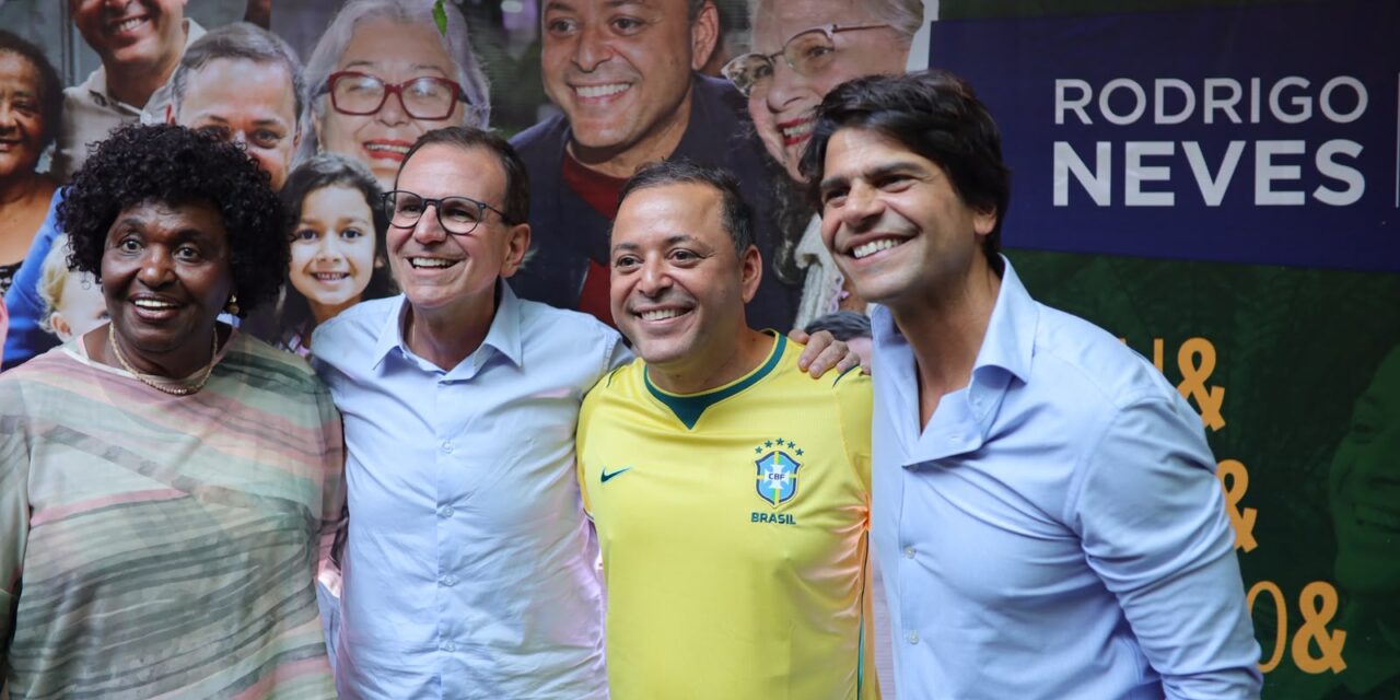Rodrigo Neves completa 50 anos e reúne lideranças políticas do Estado