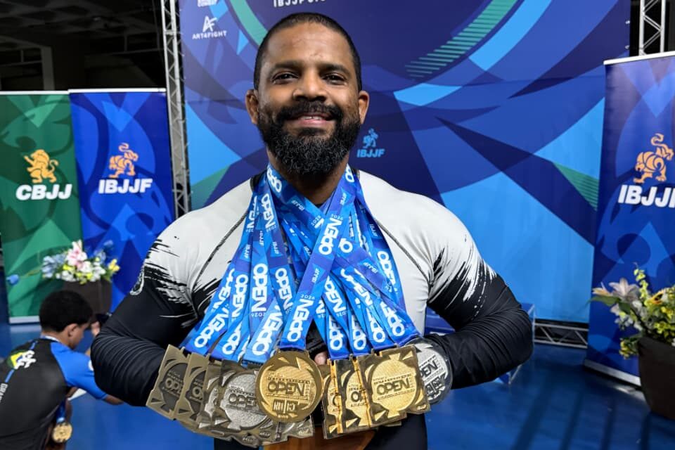 Cleber Borges, mestre de jiu jitsu, é referência para atletas por títulos conquistados