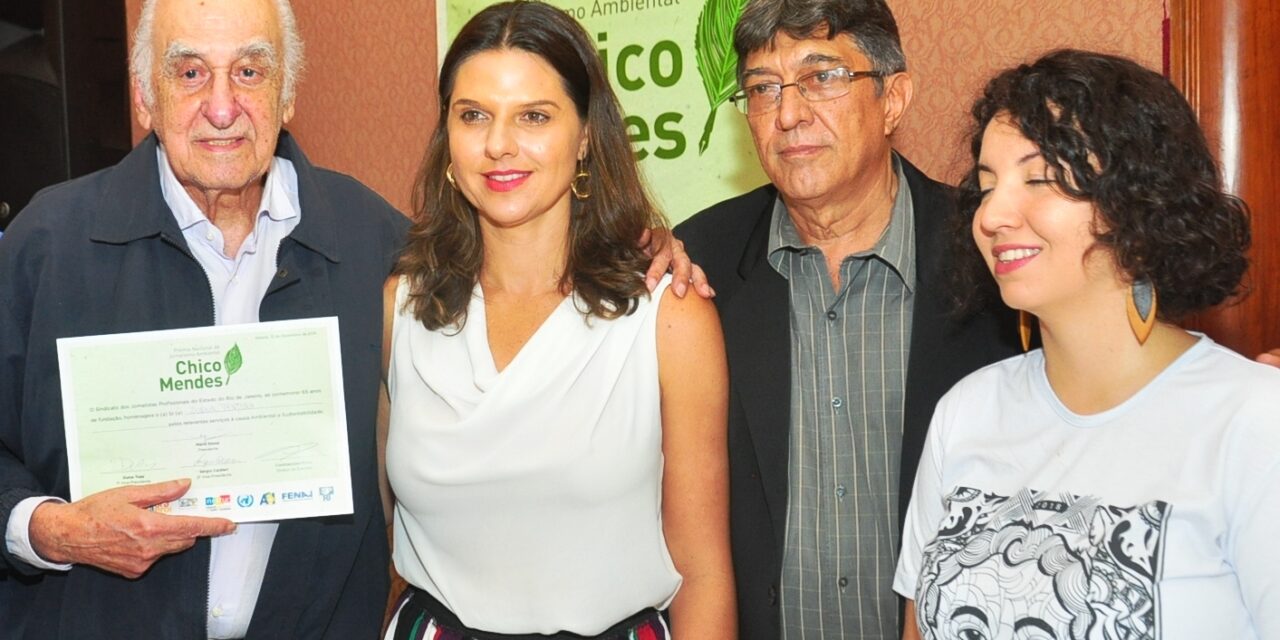 O Brasil chora o seu mestre Zuenir Ventura